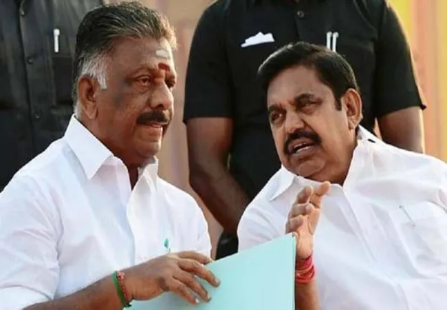 CM AND DEPUTY CM MEET WITH MINISTERS 